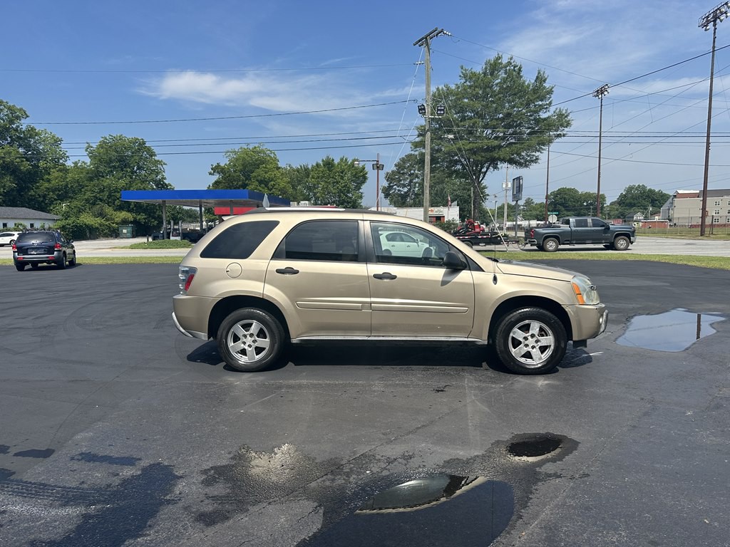 2005 Chevrolet Equinox Image 3