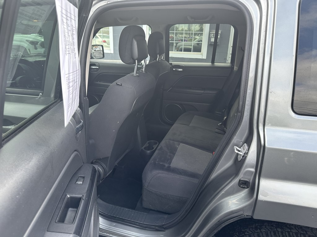 2011 Jeep Patriot Image 6