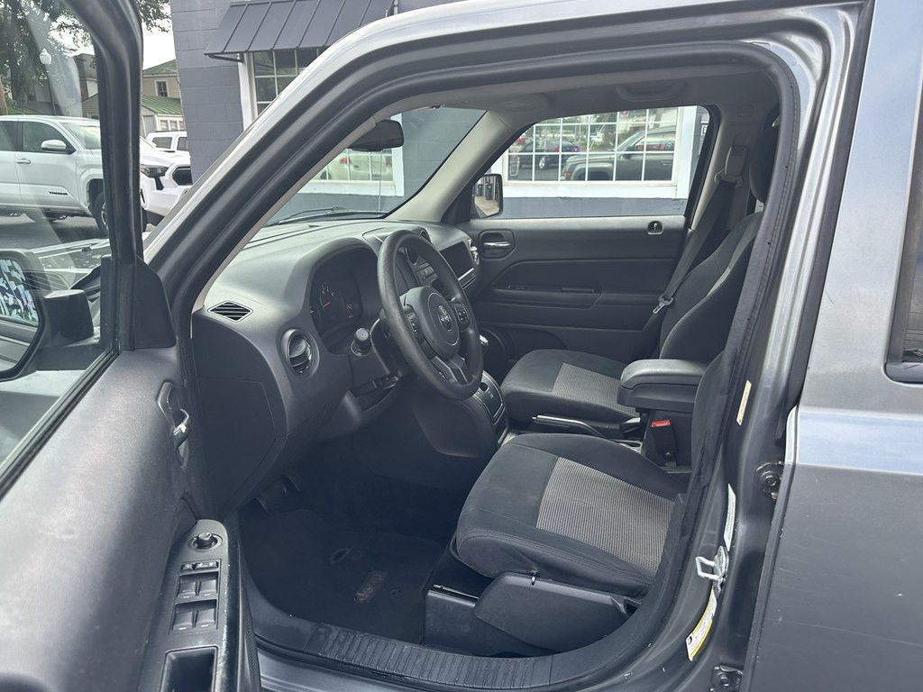 2011 Jeep Patriot Image 7