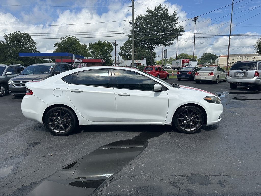 2015 Dodge Dart Image 3