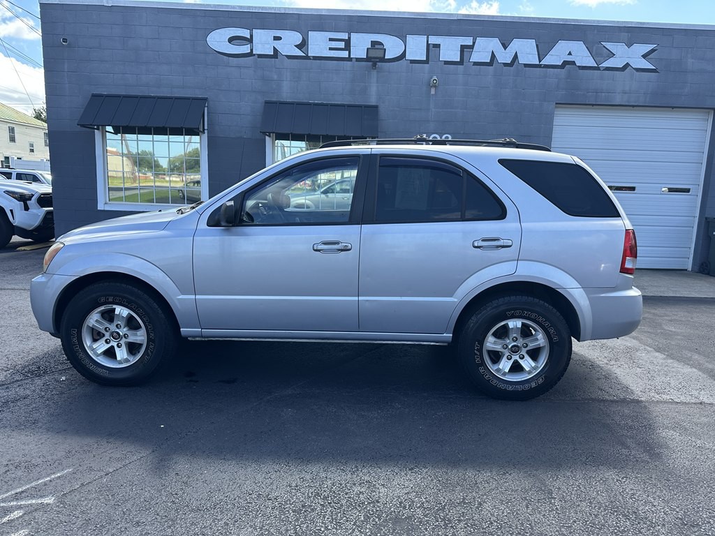 2005 Kia Sorento Image 1