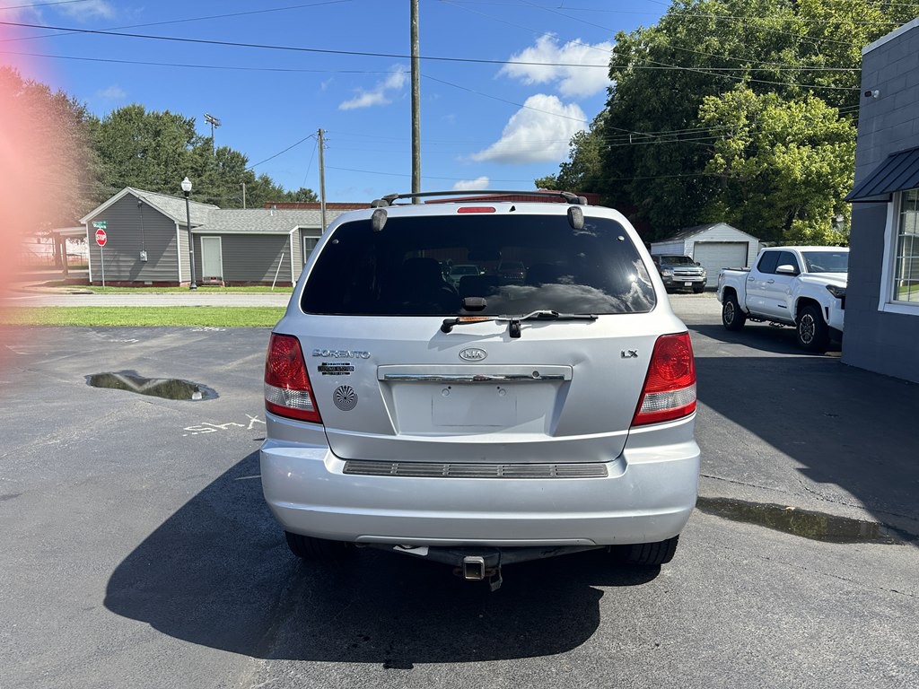 2005 Kia Sorento Image 4
