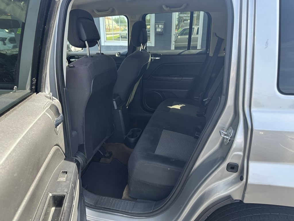 2016 Jeep Patriot Image 6