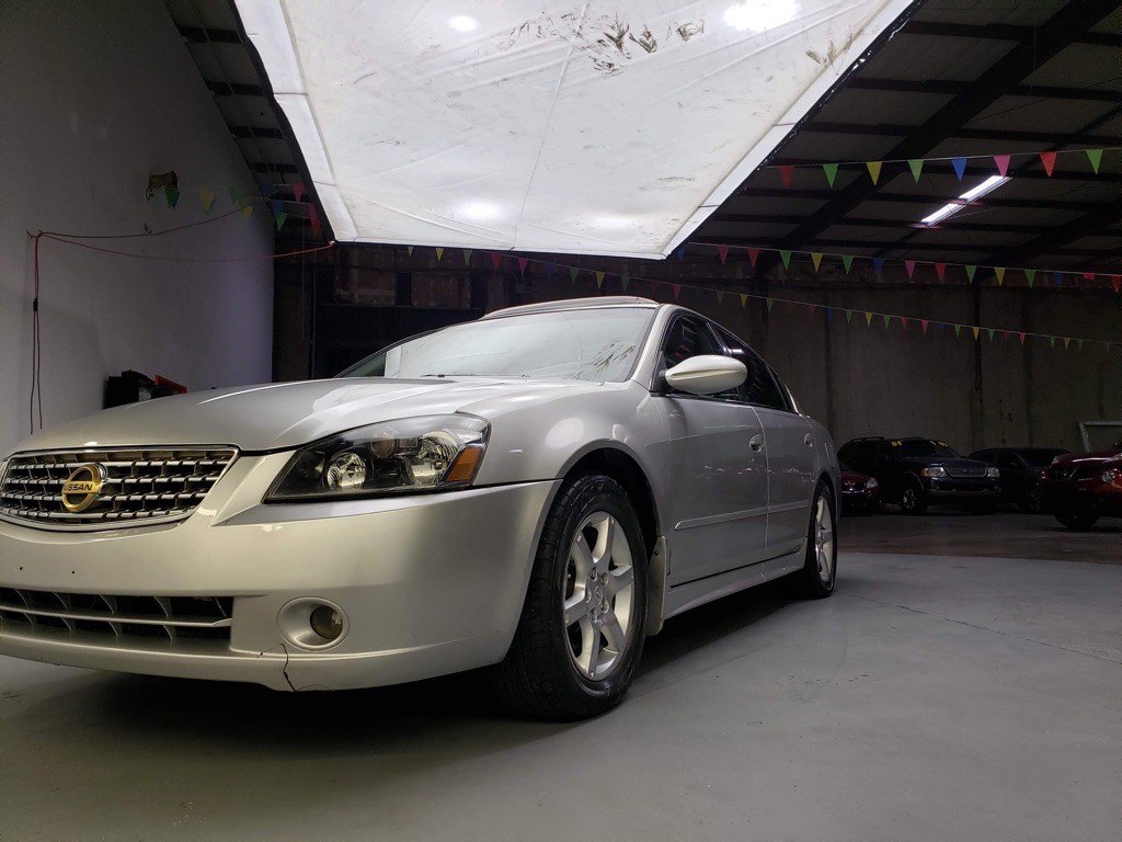2006 Nissan Altima Image 9