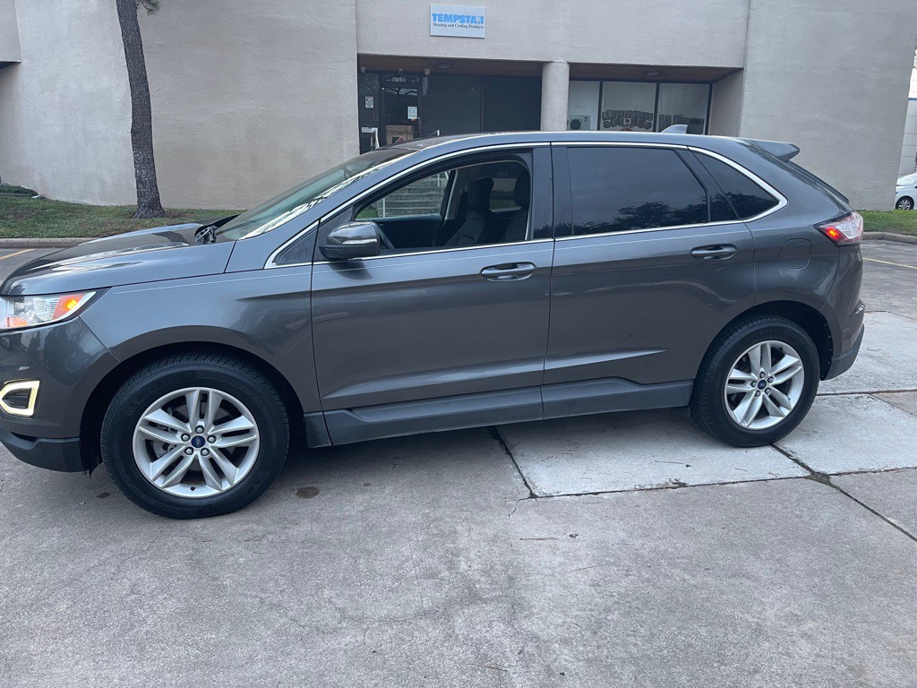 2016 Ford Edge Image 16