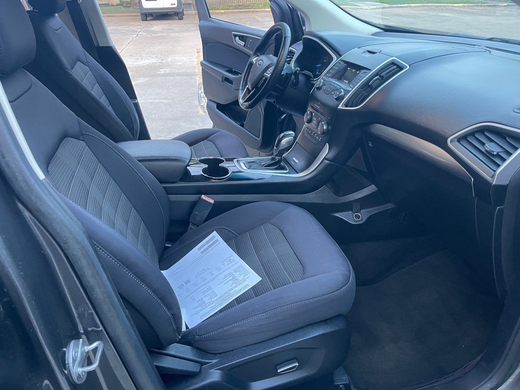 2016 Ford Edge Image 23