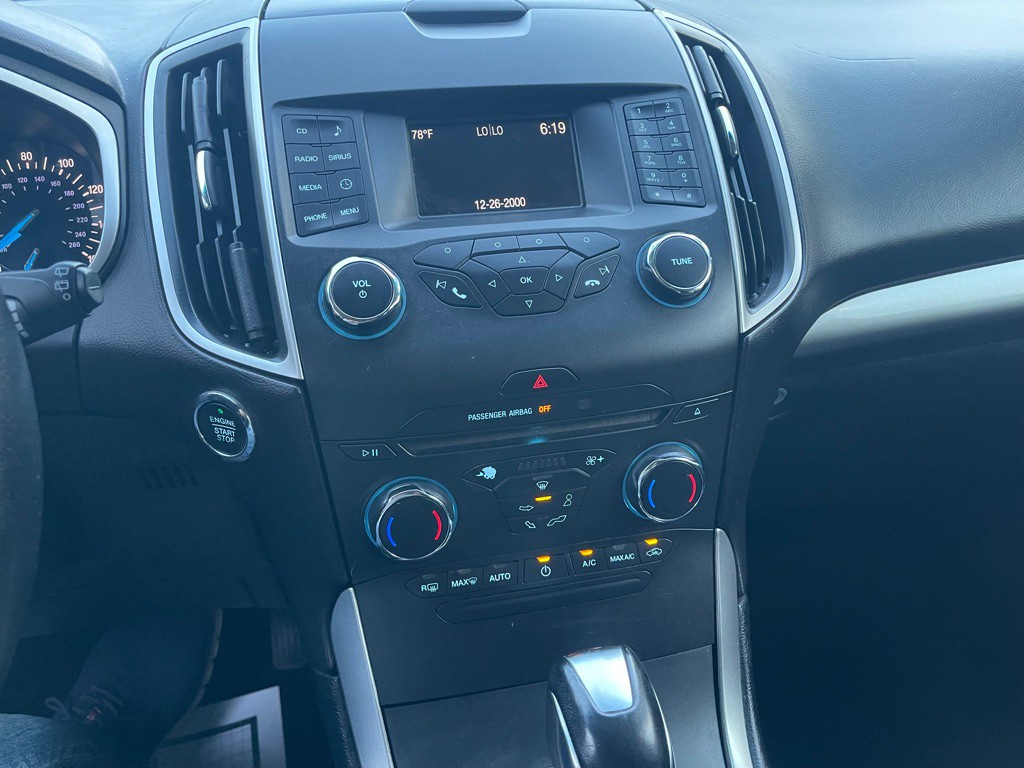 2016 Ford Edge Image 26
