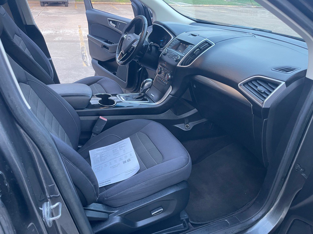 2016 Ford Edge Image 28