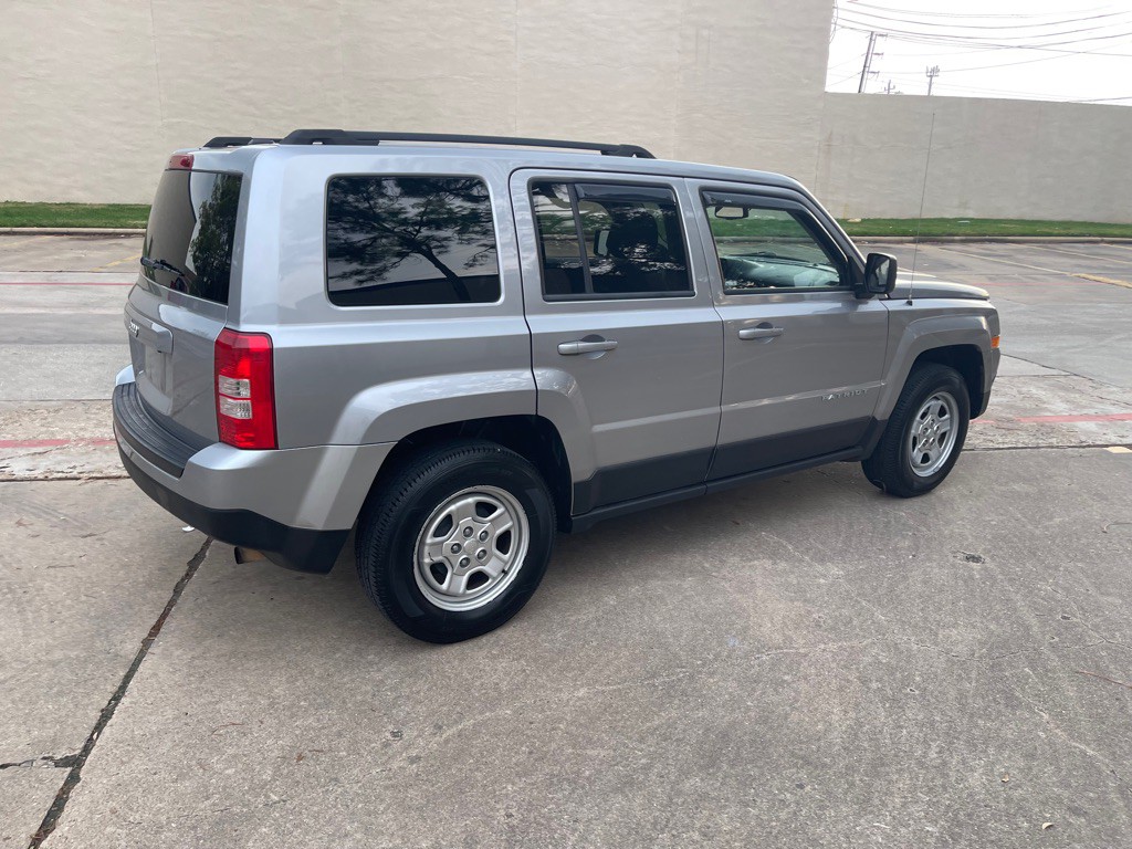 2016 Jeep Patriot Image 6