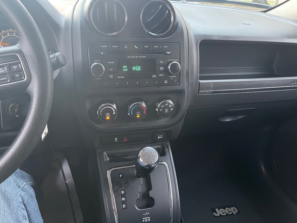 2016 Jeep Patriot Image 26