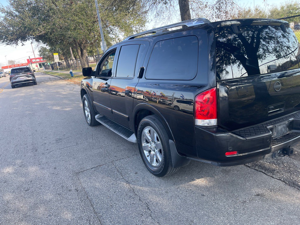 2014 Nissan Armada Image 9