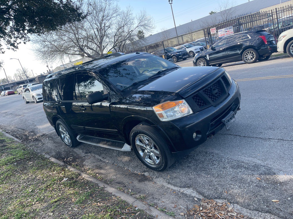 2014 Nissan Armada Image 11