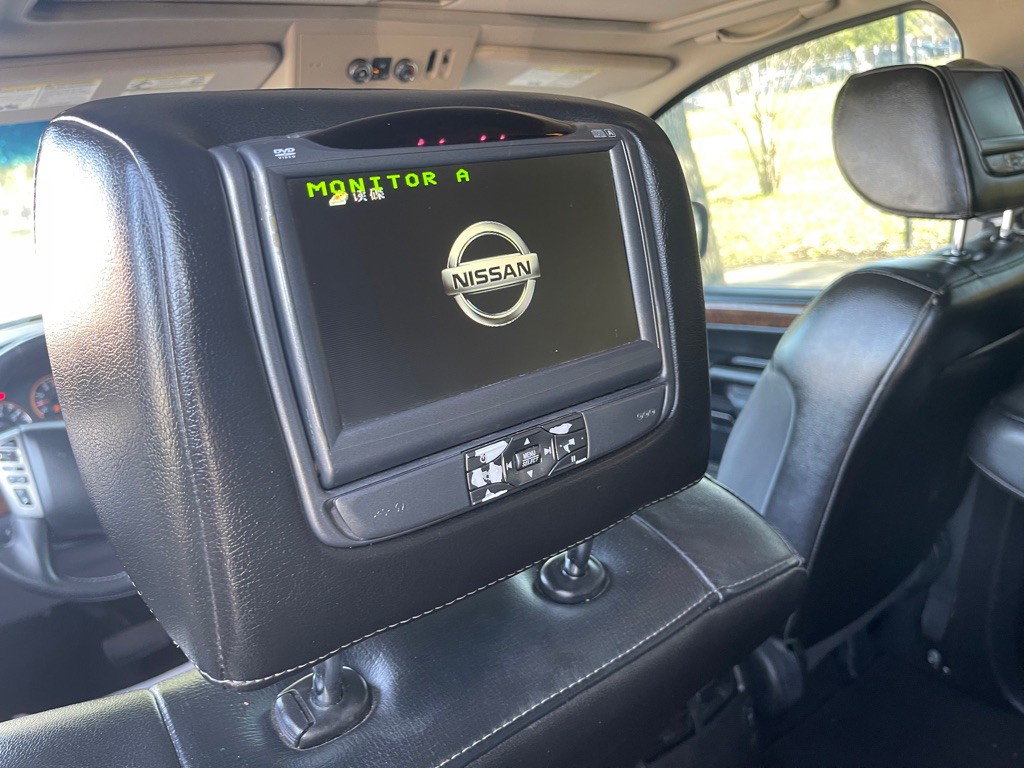 2014 Nissan Armada Image 13