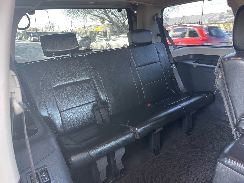 2014 Nissan Armada Image 19