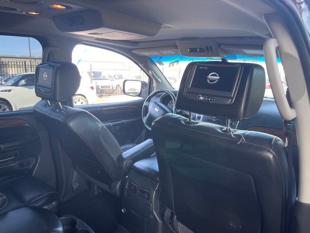 2014 Nissan Armada Image 21