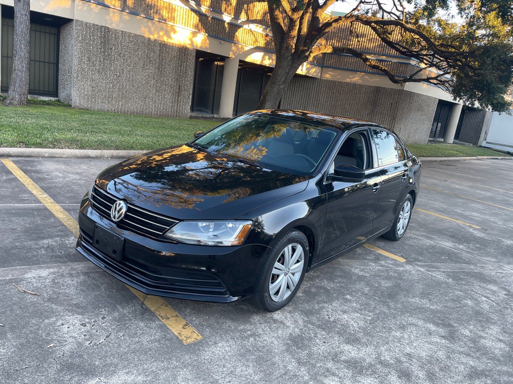 2017 Volkswagen Jetta Image 1