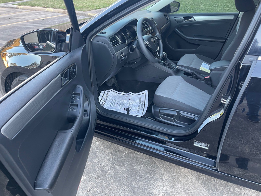 2017 Volkswagen Jetta Image 13