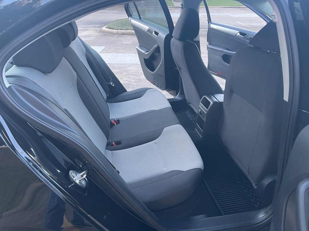 2017 Volkswagen Jetta Image 15