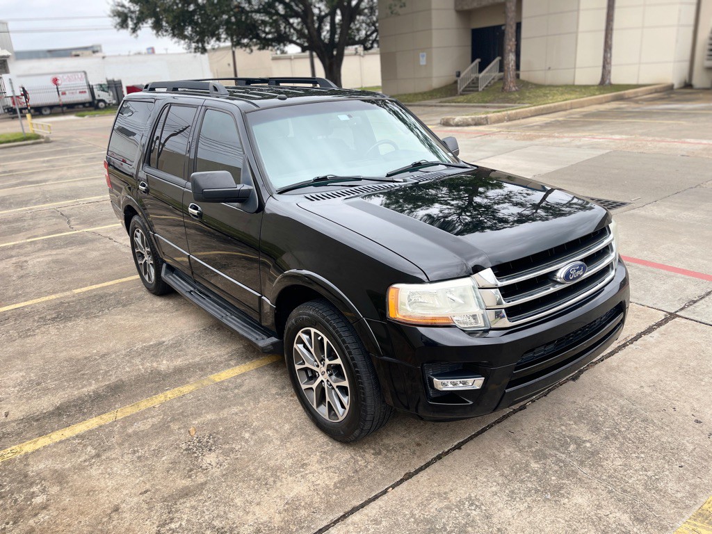 2016 Ford Expedition Image 2