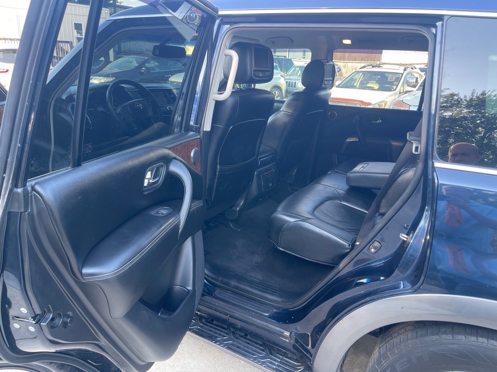 2017 Nissan Armada Image 13