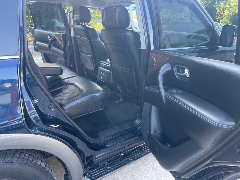 2017 Nissan Armada Image 15