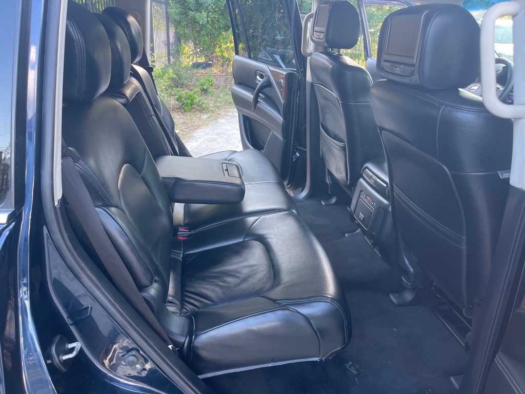 2017 Nissan Armada Image 26