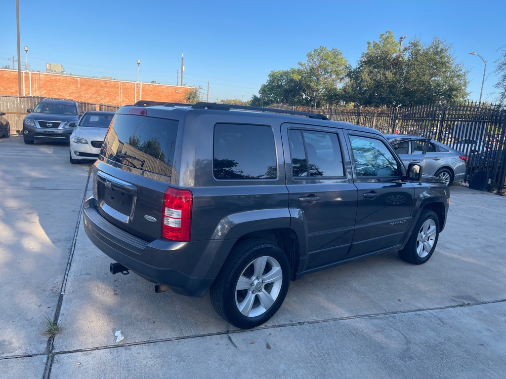 2016 Jeep Patriot Image 7