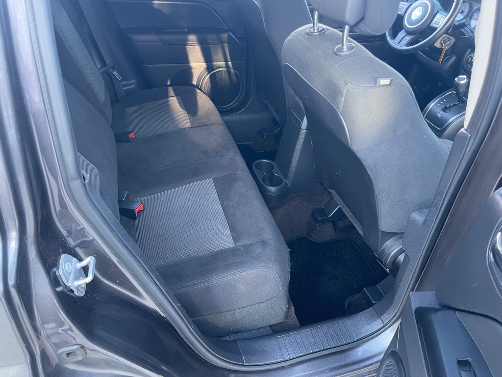 2016 Jeep Patriot Image 14