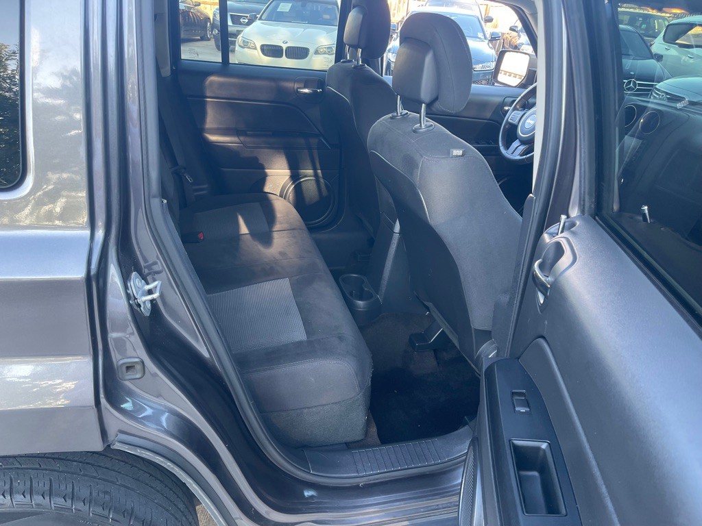 2016 Jeep Patriot Image 15