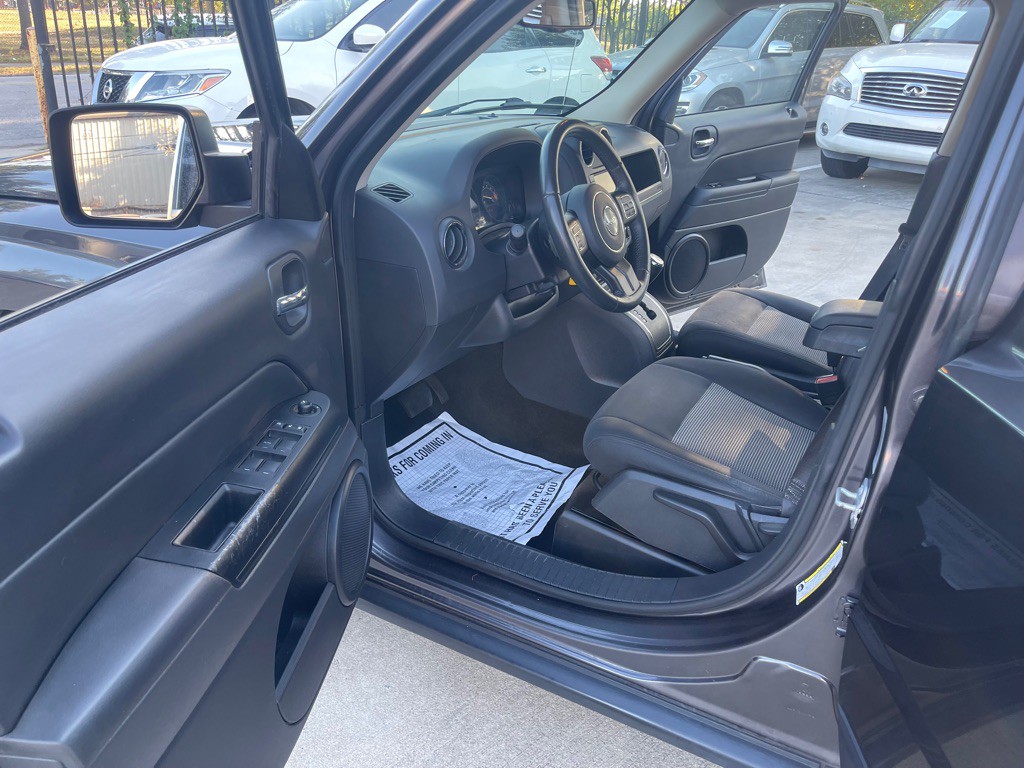 2016 Jeep Patriot Image 16