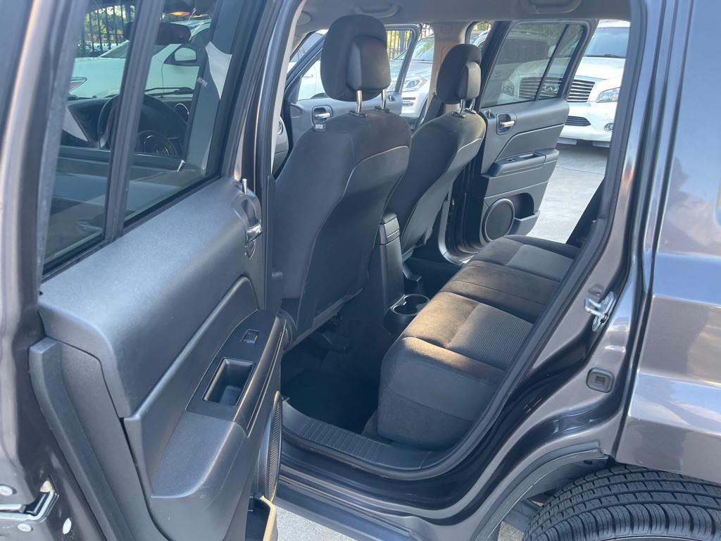 2016 Jeep Patriot Image 17