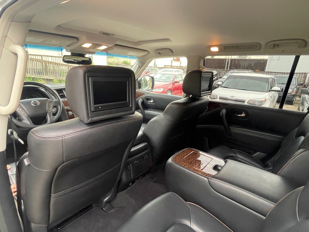 2017 Nissan Armada Image 14