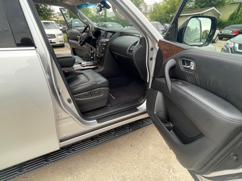 2017 Nissan Armada Image 22