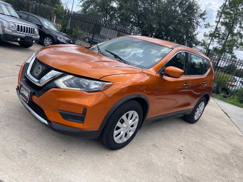 2017 Nissan Rogue Image 2