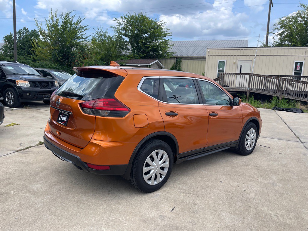 2017 Nissan Rogue Image 5