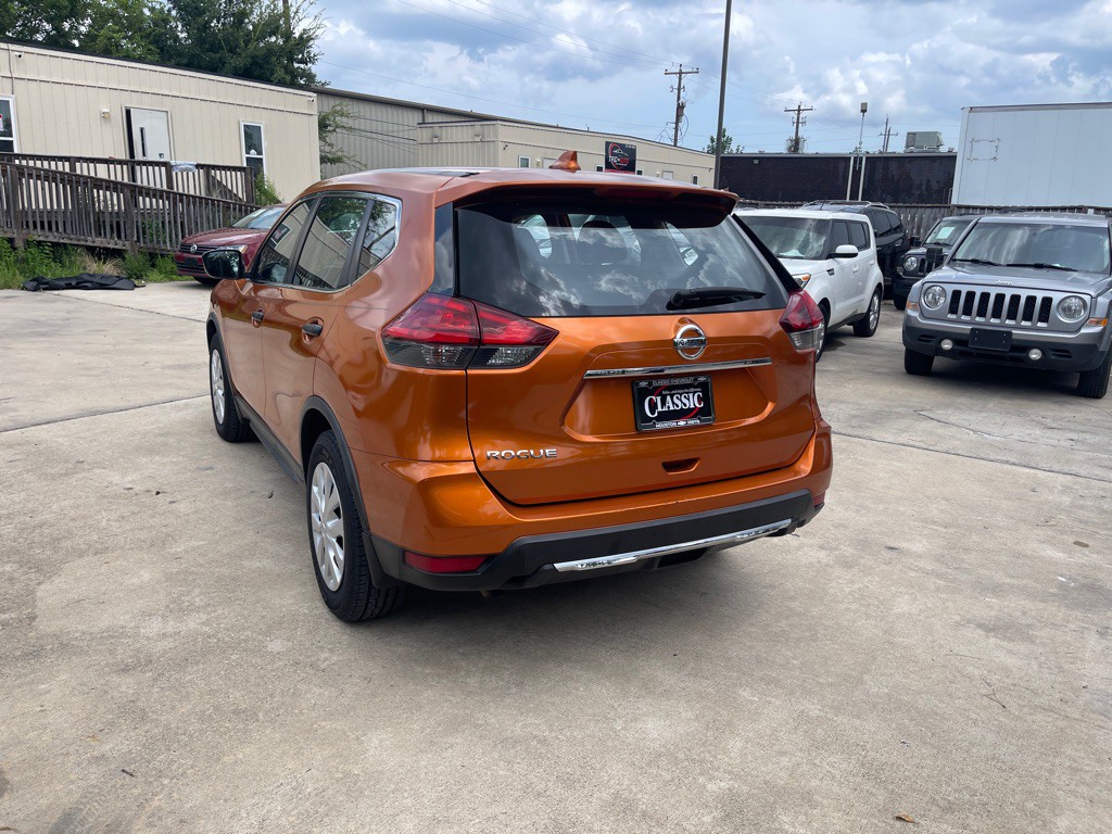 2017 Nissan Rogue Image 9