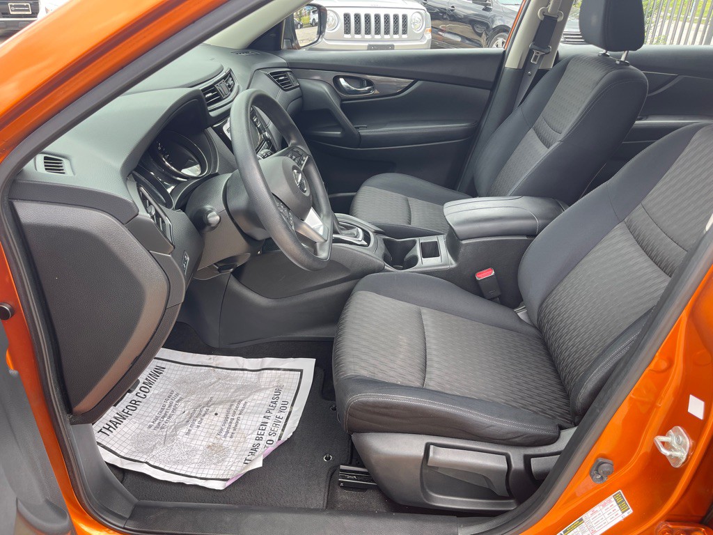 2017 Nissan Rogue Image 15