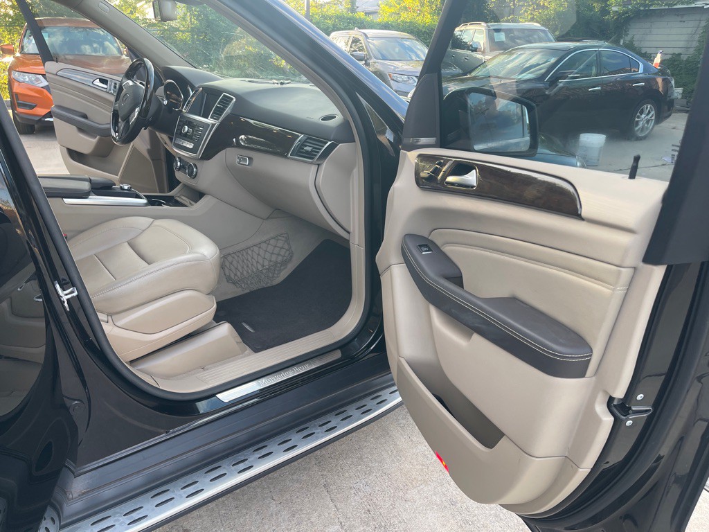 2013 Mercedes-Benz M-Class Image 22
