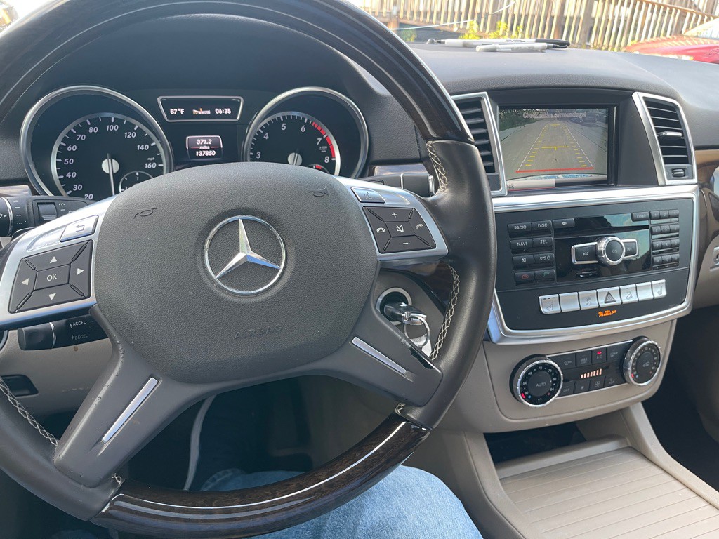 2013 Mercedes-Benz M-Class Image 28