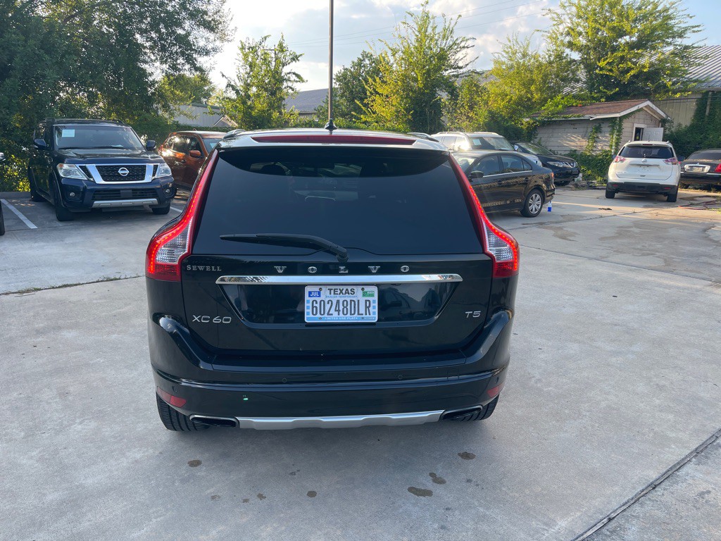 2015 Volvo XC60 Image 7