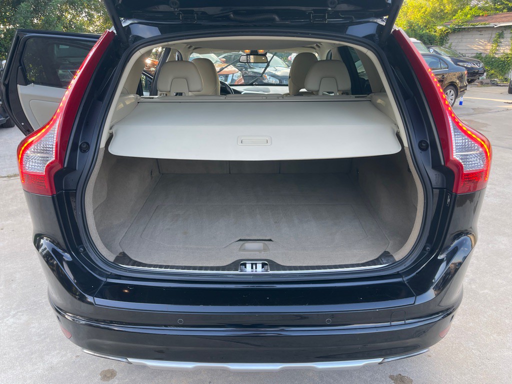2015 Volvo XC60 Image 27