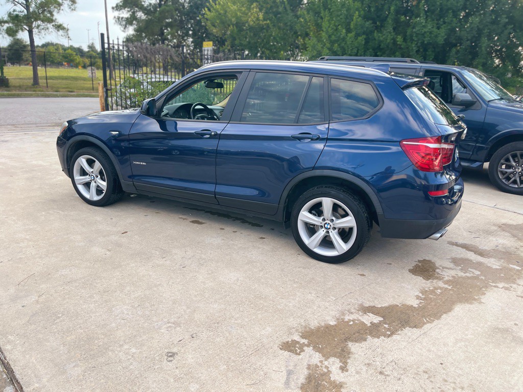 2017 BMW X3 Image 10