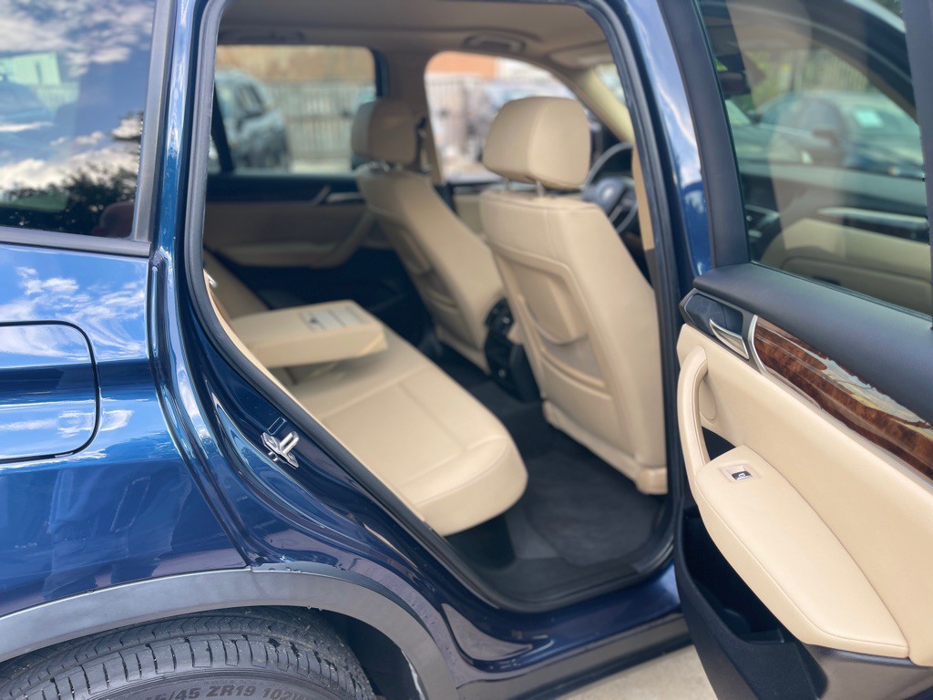 2017 BMW X3 Image 15