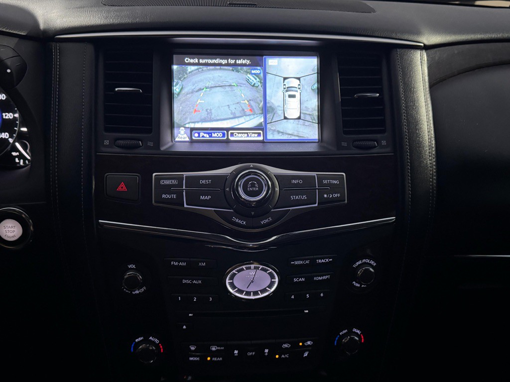 2015 INFINITI QX80 Image 12