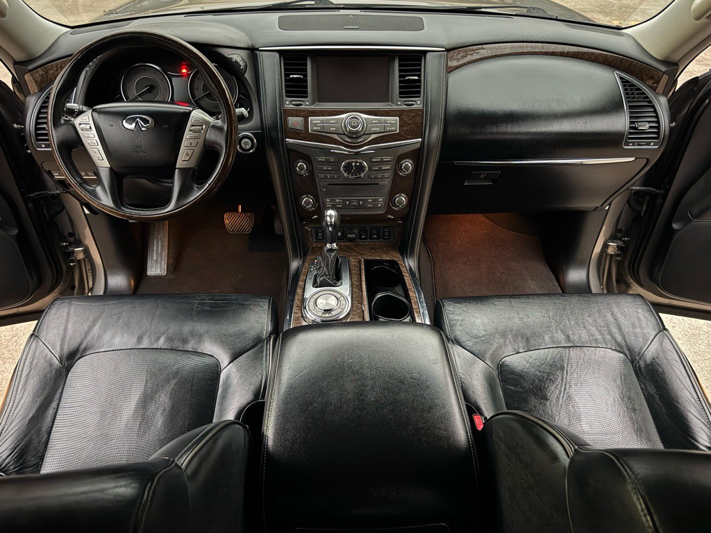 2015 INFINITI QX80 Image 13