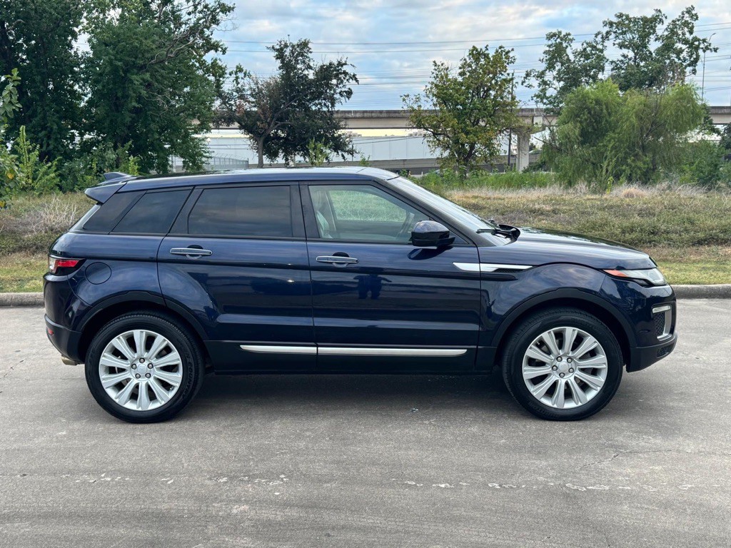 2016 Land Rover Range Rover Evoque Image 4