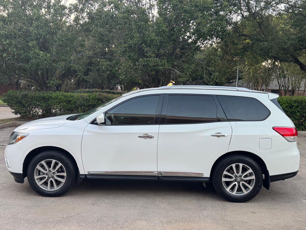 2014 Nissan Pathfinder Image 5
