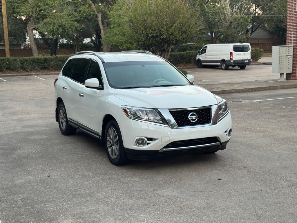 2014 Nissan Pathfinder Image 11