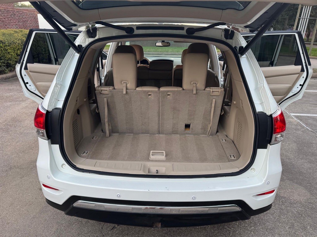 2014 Nissan Pathfinder Image 17