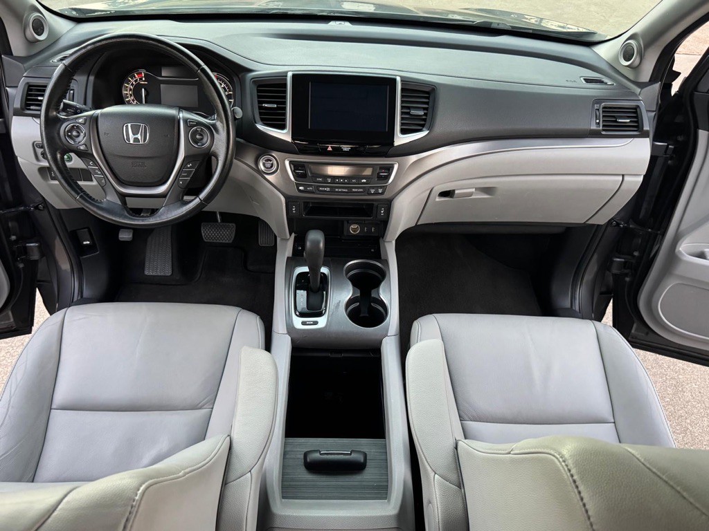 2016 Honda Pilot Image 17